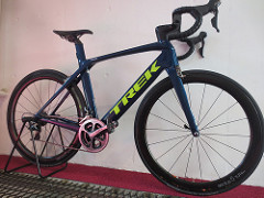 2016TREK_MADONE9