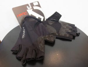 2014reric_mensa fit glove