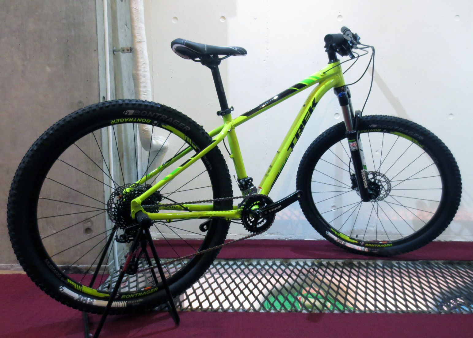 Trek caliber 8 2015 hot sale