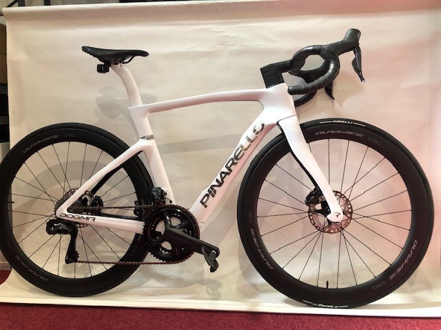 PINARELLO_DOGMA F_C WHT_R8170